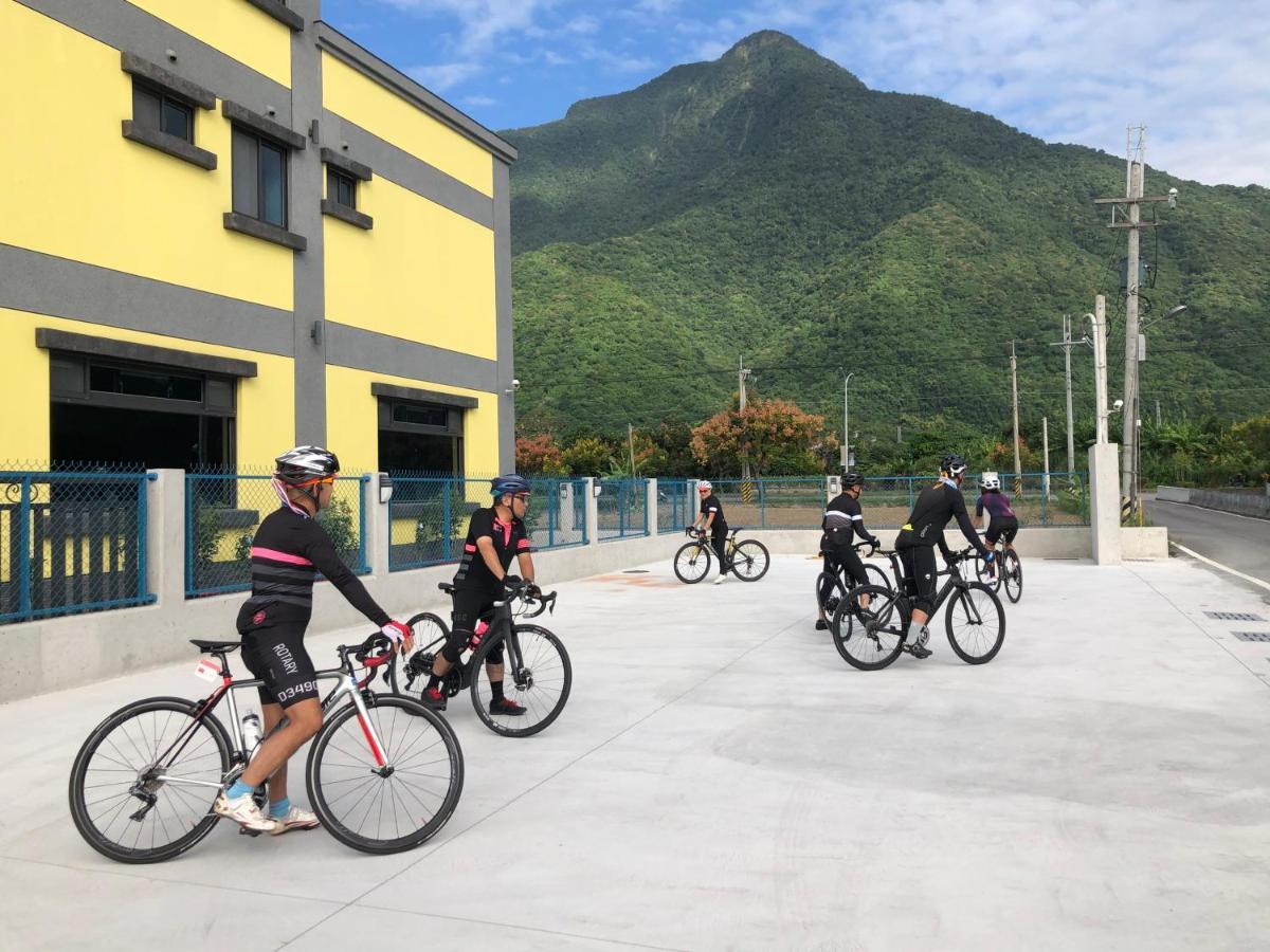 太魯閣惠宇民宿 Xincheng Township Esterno foto