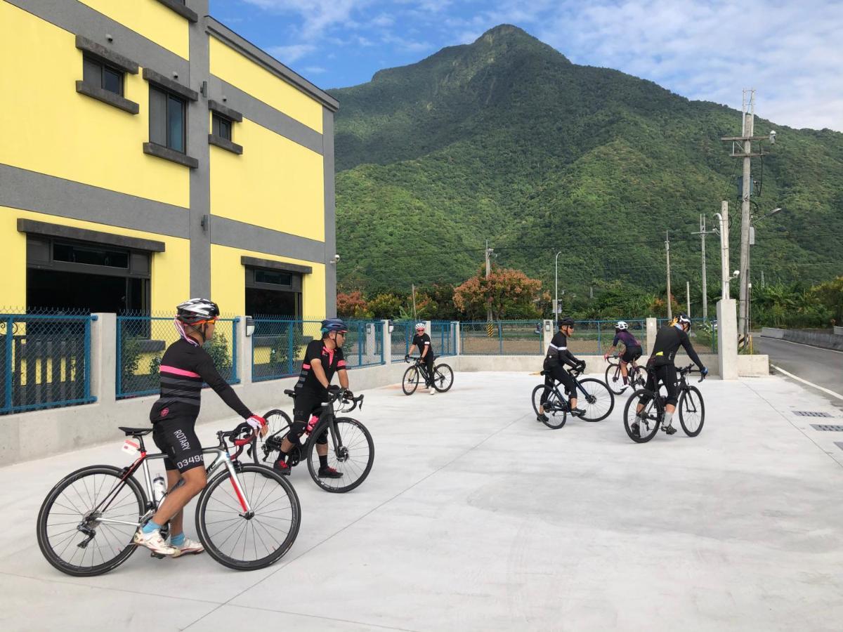 太魯閣惠宇民宿 Xincheng Township Esterno foto